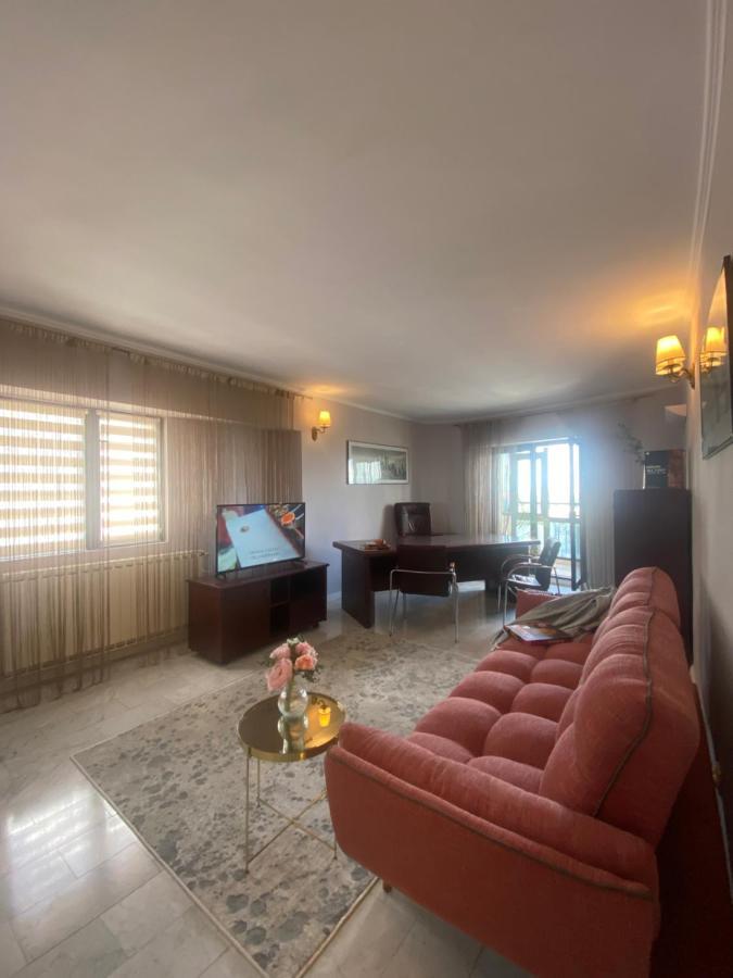 Victoriei Deluxe Suites Bucareste Exterior foto