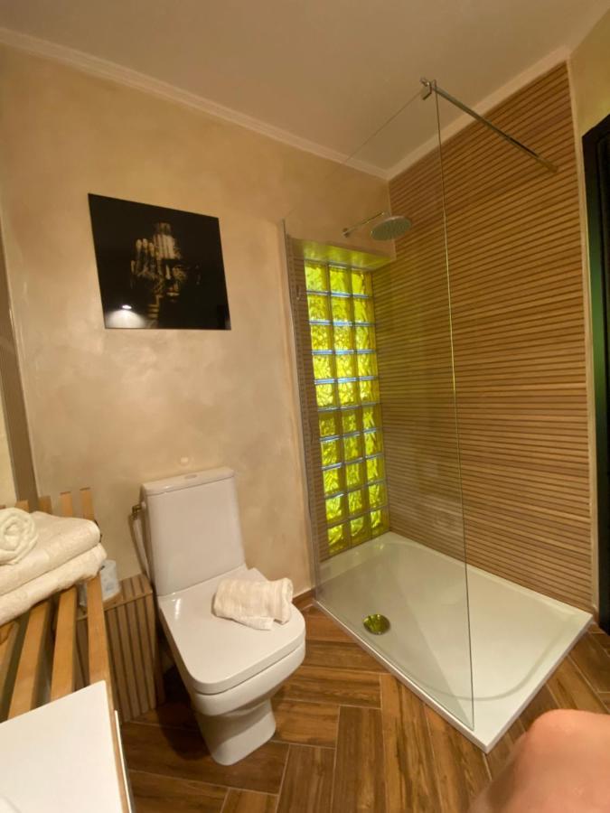 Victoriei Deluxe Suites Bucareste Exterior foto